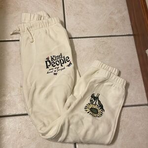 🌻 Pacsun kids sweats - great shape